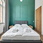 Aparthotel Waterlane Vintage & By Renters 3*