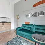 Waterlane Vintage & By Renters Ξενοδοχείο με διαμερίσματα