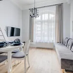 Ξενοδοχείο με διαμερίσματα Waterlane Vintage & By Renters Γκντανσκ