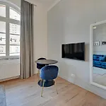 Waterlane Vintage & By Renters Ξενοδοχείο με διαμερίσματα 3*