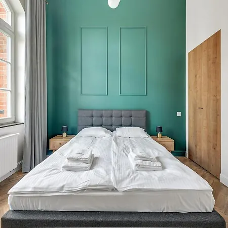 Hotel apartamentowy Waterlane Vintage & By Renters 4*