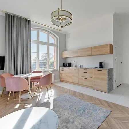 Waterlane Vintage & By Renters 4* 格但斯克