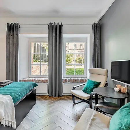 Hotel apartamentowy Waterlane Vintage & By Renters 4*