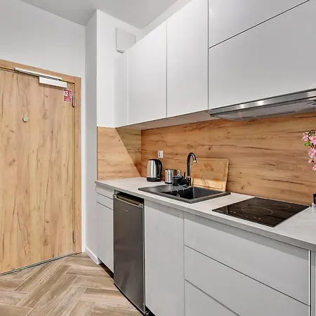 Hotel apartamentowy Waterlane Vintage & By Renters 4*