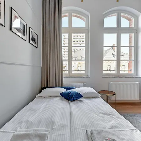 Hotel apartamentowy Waterlane Vintage & By Renters Gdańsk