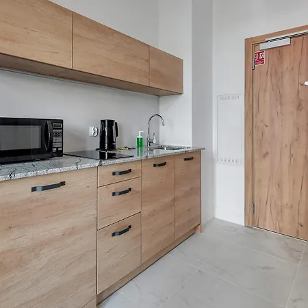 Waterlane Vintage & By Renters Danzica