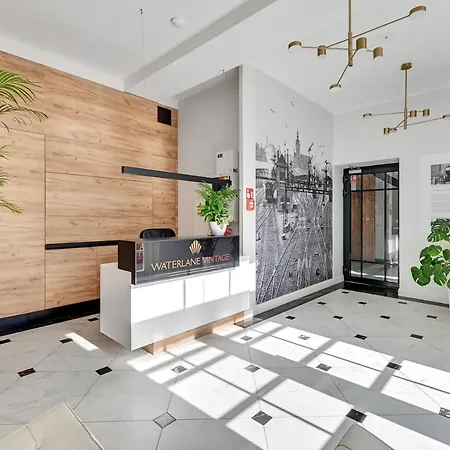 Waterlane Vintage & By Renters 3* Gdańsk