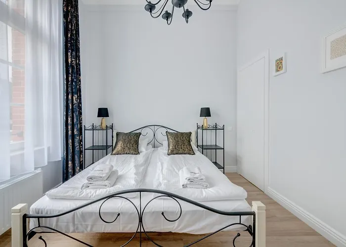 Waterlane Vintage & By Renters Gdańsk