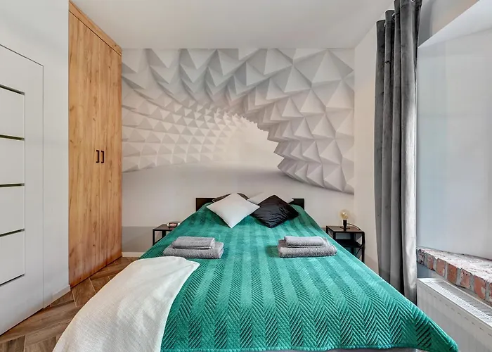 Waterlane Vintage & By Renters